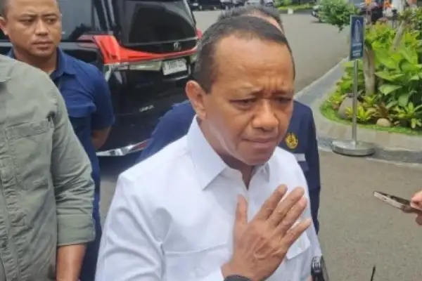 Menteri Bahlil Sebut Polemik Tambang Nikel Raja Ampat Merupakan Kampanye Gelap Pihak Asing