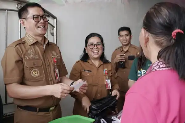 Joune Ganda Belajar Tiada Henti, Melayani Sepenuh Hati, Karena Rakyatku Adalah Keluargaku