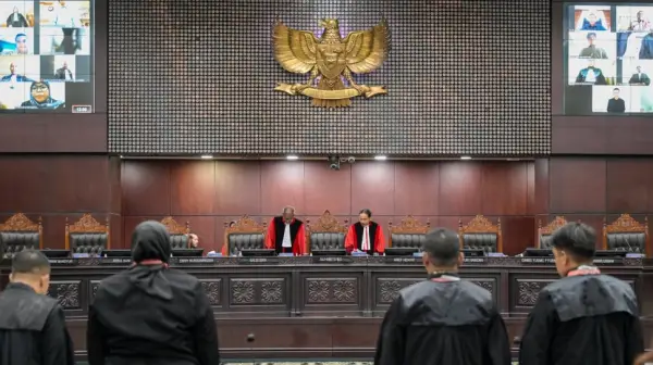 Banyaknya Gugatan Undang-Undang ke MK, Elite Capture DPR Diduga Dalangnya