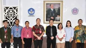 Bertemu Rektor Unsrat, Beberapa Dosen FMIPA Klarifikasi Keterlibatan di Aksi Damai