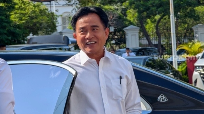 Begini Jawaban Menko Kumham Imipas Yusril Soal Status Kewarganegaraan Hambali, Simak!