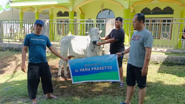 Perayaan Idul Adha Masjid As Syifa, Dirut RSUP Kandou Manado Berkurban Satu Ekor Sapi