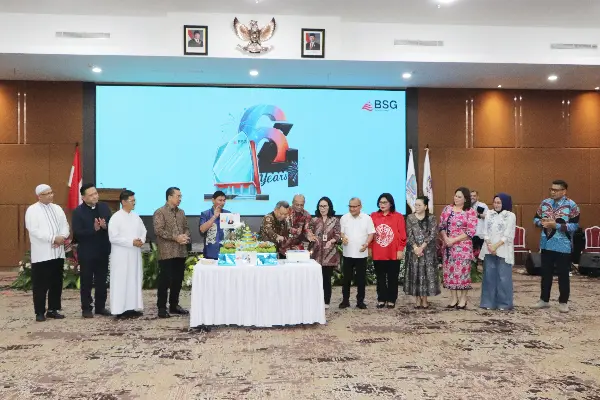 Bank SulutGo Rayakan HUT ke-64 dengan Sederhana Namun Bermakna 11 Bank SulutGo Rayakan HUT ke-64 dengan Sederhana Namun Bermakna