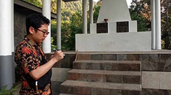 Yuga Orita, Warga Jepang yang Kagumi Desa Kawatak