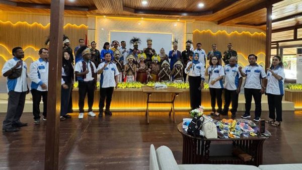 Maya Rumantir Hadiri Pelantikan Pengurus Daerah PPWI Papua Barat Daya