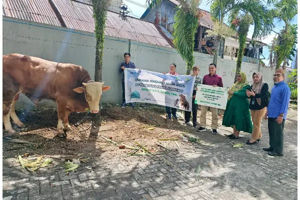 Rayakan Iduladha 1446H, Pegadaian Kanwil V Manado Salurkan 58 Hewan Kurban