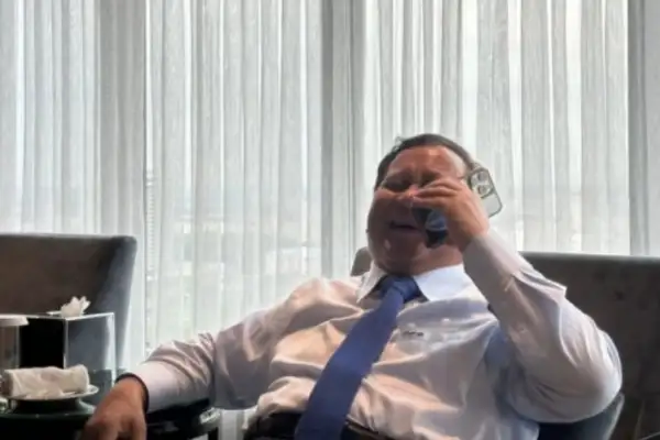 Presiden Prabowo dan Trump Akrab di Telfon: Babak Baru Perdagangan atau Kemenangan?