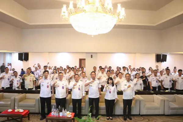 Buka Forum Perangkat Daerah, Bupati Minsel Ajak Kerja Nyata, Kerja Tulus dan Kerja Bersama
