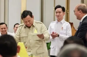 Gibran Ditugaskan Prabowo Berkantor di Papua, Deddy Sitorus: Bagus Sekali, Semoga Lama di Sana