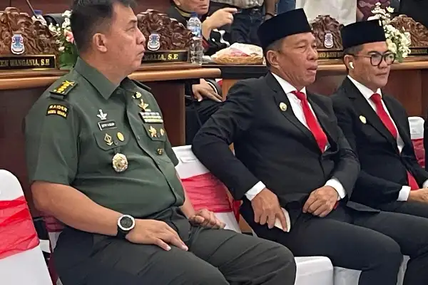 Hadiri Paripurna HUT ke-402 Kota Manado, Joune Ganda Pastikan Minut Selalu Bersinergi dengan Ibu Kota