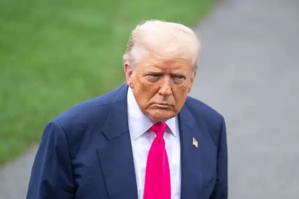 Trump Bilang Sejumlah "Kesepakatan Dagang Besar" Segera Diumumkan