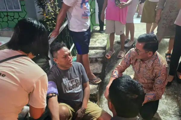 Respons Cepat Bupati Joune Ganda: Tinjau Korban dan Koordinasi Penyelamatan Penumpang KM Barcelona V