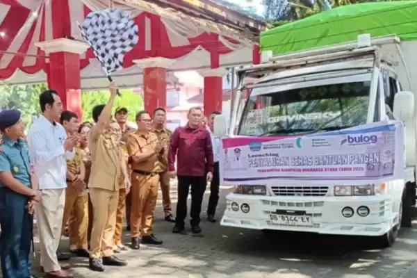 Disalurkan Joune Ganda, 236 Ton Beras Jamin Pangan Warga Minut Tetap Aman