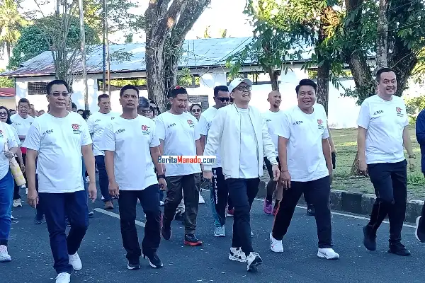 Joune Ganda Pimpin Jalan Sehat Pemkab Minut, Sambut Semarak HUT ke-80 RI 9 Joune Ganda Pimpin Jalan Sehat Pemkab Minut, Sambut Semarak HUT ke-80 RI