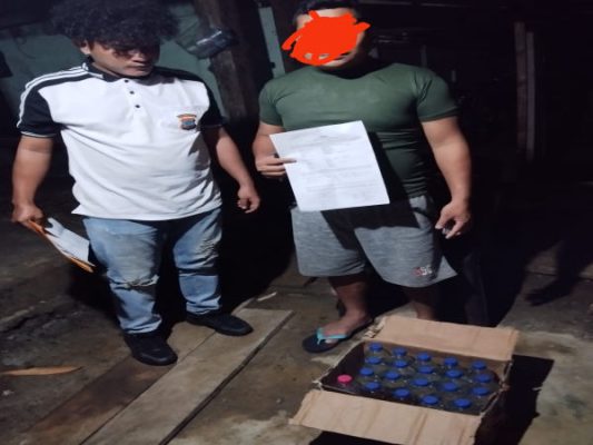 Dipimpin IPTU Hevry Samson, Satresnarkoba Sangihe Sita Puluhan Botol Miras Ilegal 10 Dipimpin IPTU Hevry Samson, Satresnarkoba Sangihe Sita Puluhan Botol Miras Ilegal