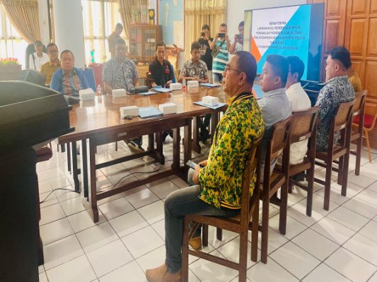 BPK Serahkan Hasil Audit, Bupati Thungari Tegaskan Komitmen Transparansi 9 BPK Serahkan Hasil Audit, Bupati Thungari Tegaskan Komitmen Transparansi