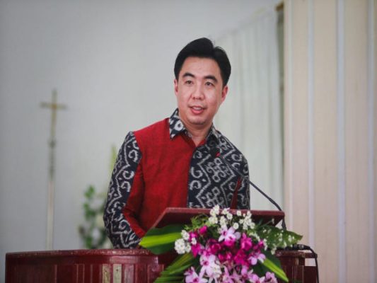 Misa Pisah Sambut Penuh Syukur di Paroki St. Yohanes Rasul Tahuna