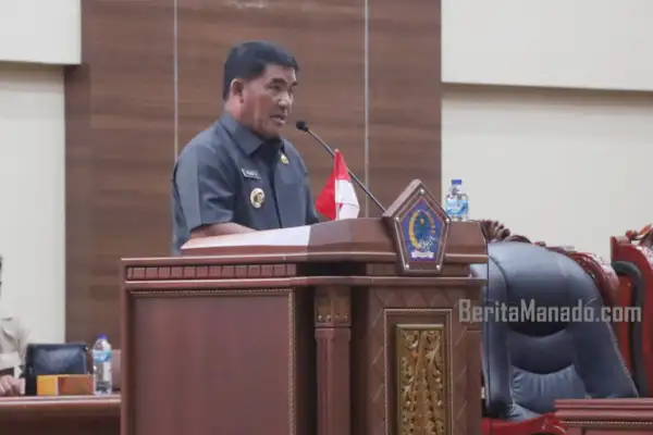 Rapat Paripurna DPRD: Gubernur Yulius Selvanus Perjelas Arah Pembangunan Lima Tahun Dalam RPJMD