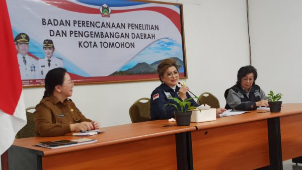 Maya Rumantir Kunjungan Kerja ke Bappelitbangda Kota Tomohon