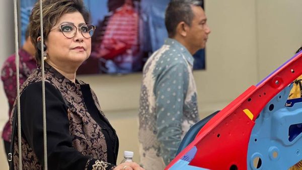 Maya Rumantir Kunjungi Xiaomi EV Factory Economic Technological Development Area