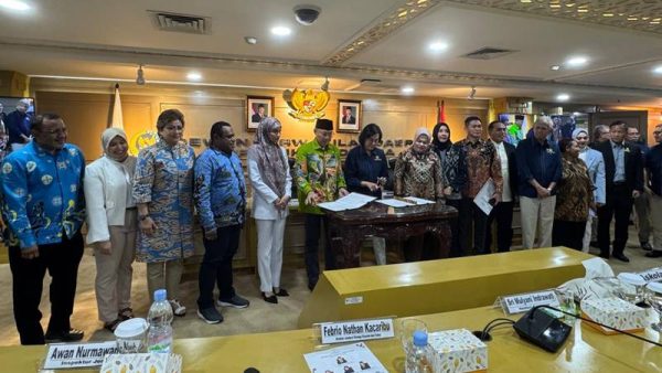 Maya Rumantir Ikuti Raker Komite IV DPD RI dengan Menteri Keuangan RI