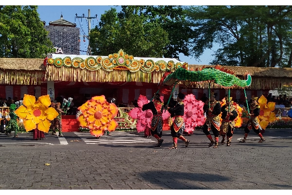 Saat Seni dan Budaya Daerah Dipeluk Erat Pulau Dewata