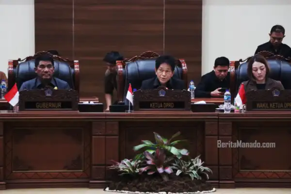 Ketua DPRD Sulut Fransiscus Andi Silangen Paparkan Perubahan KUA dan PPAS Tahun 2025