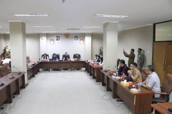 Banyak 'Perda Tidur'! Eldo Wongkar Siap Kawal Ranperda Kepemudaan 15 Banyak 'Perda Tidur'! Eldo Wongkar Siap Kawal Ranperda Kepemudaan