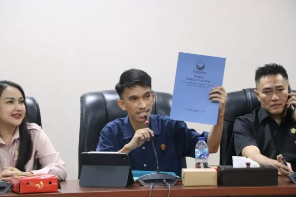 Banyak 'Perda Tidur'! Eldo Wongkar Siap Kawal Ranperda Kepemudaan 10 Banyak 'Perda Tidur'! Eldo Wongkar Siap Kawal Ranperda Kepemudaan