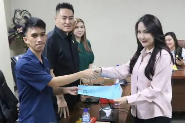 Banyak 'Perda Tidur'! Eldo Wongkar Siap Kawal Ranperda Kepemudaan 12 Banyak 'Perda Tidur'! Eldo Wongkar Siap Kawal Ranperda Kepemudaan