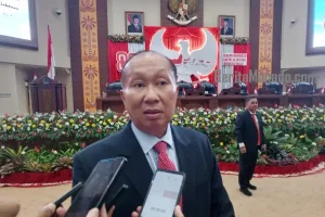 HUT RI, Toni Supit Suarakan Harapan Masyarakat Kepulauan di Gedung DPRD Sulut