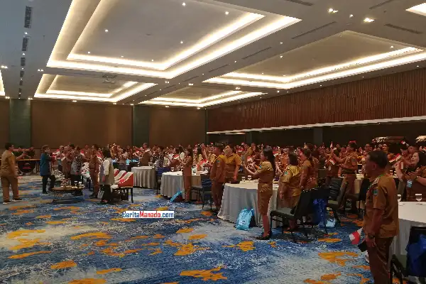 Joune Ganda Titip Pesan Penting Ini di Workshop yang Hadirkan Ratusan Hukum Tua se-Minahasa Utara