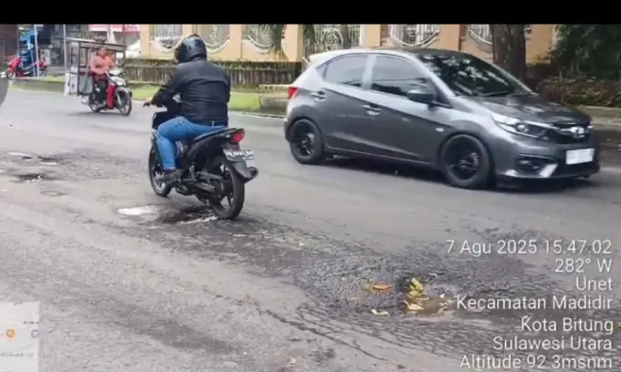 Jalan Nasional Bitung Rusak Parah, Warga Geram BPJN Sulut Dinilai Abai