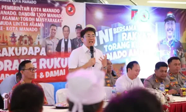 Andrei Angouw Ajak Tokoh Agama dan Pemuda Lintas Agama Perkuat Persatuan dan Keamanan Kota 8 Andrei Angouw Ajak Tokoh Agama dan Pemuda Lintas Agama Perkuat Persatuan dan Keamanan Kota