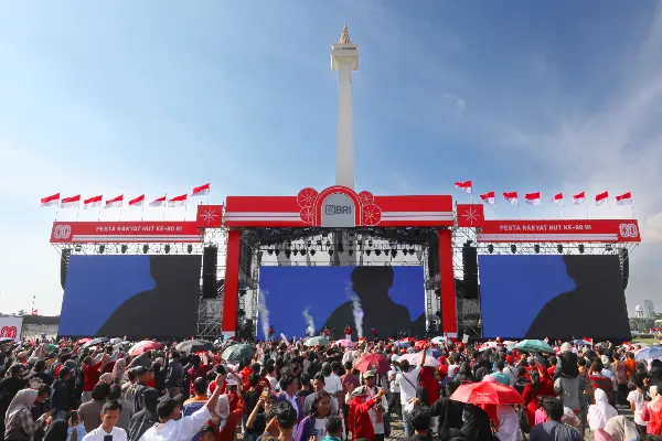 Gelar Panggung Hiburan di Monas, BRI Turut Sukseskan Pesta Rakyat dan Karnaval HUT ke-80 RI