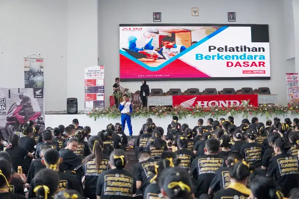 Biar Makin Aman, Honda DAW Bekali Anak Muda Ilmu Safety Riding