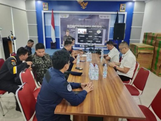 Kasus Penyelundupan Rokok, PSDKP Tahuna Gelar Perkara Bersama Polres Sangihe 8 Kasus Penyelundupan Rokok, PSDKP Tahuna Gelar Perkara Bersama Polres Sangihe