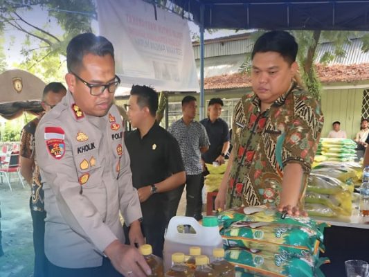 Polres Sangihe Salurkan 10 Ton Beras Murah ke 15 Kecamatan