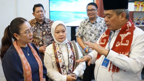Produk Olahan Pangan Minahasa Jadi Suguhan Utama di APKASI Expo 2025