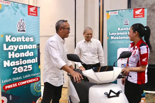16 Tahun KLHN: AHM Apresiasi Garda Terdepan Layanan Sepeda Motor Honda