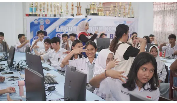 KALEB Goes to School, Pertamina Dorong Inklusivitas Lewat Bahasa Isyarat