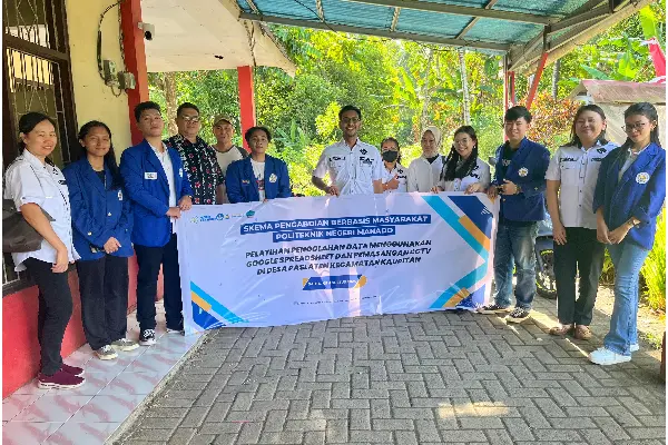 Polimdo Dorong Digitalisasi dan Keamanan Desa Paslaten, Gelar Pelatihan Data dan Pasang CCTV