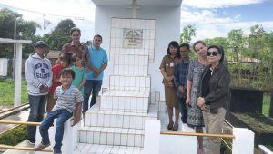 Keluarga Sigar dari Belanda Ziarah ke Makam Major Benjamin Thomas Sigar