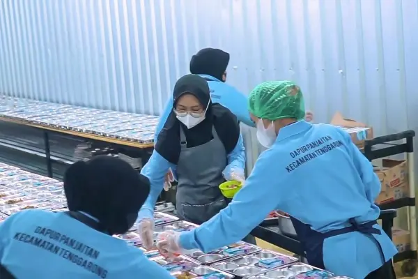 Perempuan Siau Barat Ini Suplai Gizi untuk Ribuan Siswa Lewat Dukungan BRI
