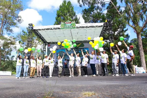 DAW Rayakan Semangat Kebersamaan Lewat Family Gathering di Danau Linow
