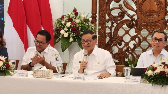 Pramono Anung: Pemprov DKI Wacanakan Beasiswa Mahasiswa S1, S2, S3!