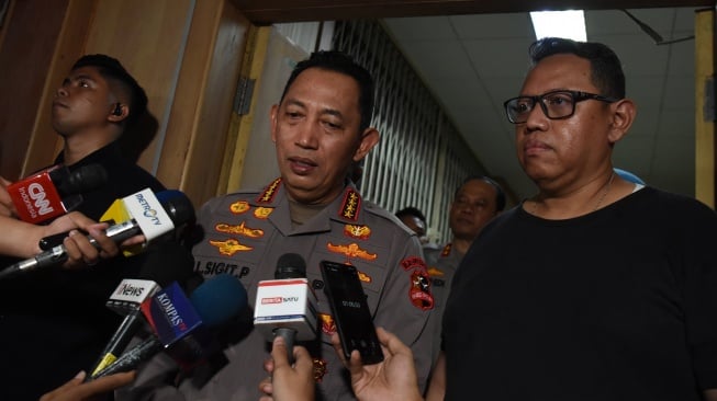 Insiden Mobil Rantis Brimob: Temui Keluarga Korban, Kapolri Minta Maaf