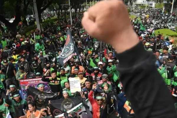 Ojol Bakal Demo Istana Negara, DPR dan Kemenhub, Masyarakat Dipaksa Cari Transportasi Lain