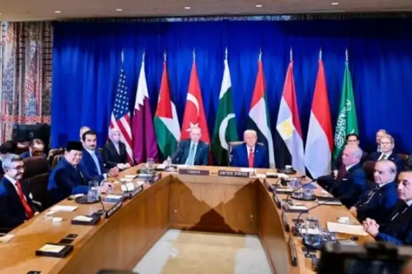 Trump Terpukau Dengan Gaya Komunikasi Presiden Prabowo Subianto yang Menggetarkan Sidang Umum PBB