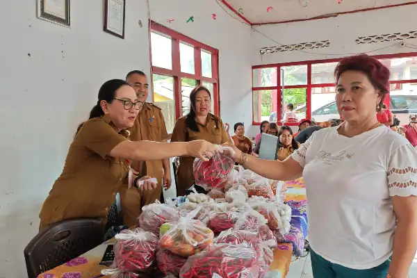 Giliran Warga Desa Werot Disuguhi Pangan Murah